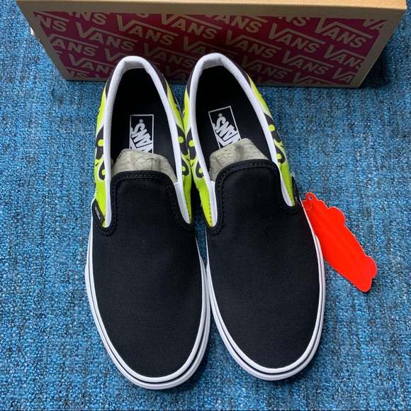 NWT Vans Classic Slip On Slime Flame Sneakers - Picture 2 of 7